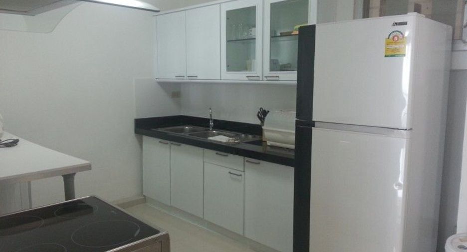 For sale and for rent 2 bedrooms condo in Si Racha, Chonburi