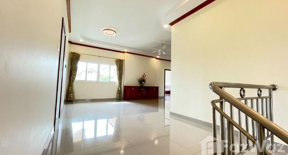 For rent 5 bedrooms house in Huay Yai, Pattaya