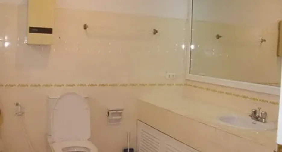 For sale and for rent 2 bedrooms condo in Watthana, Bangkok