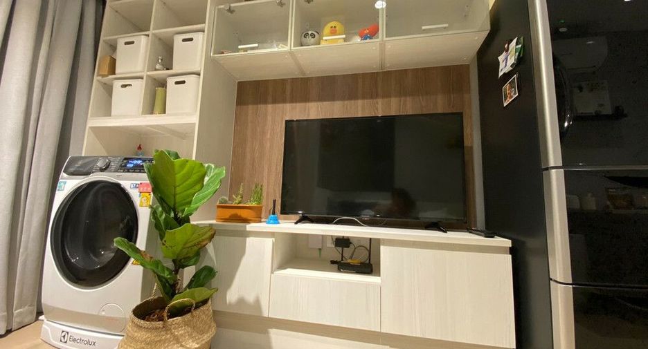 For rent and for sale 1 bed condo in Watthana, Bangkok