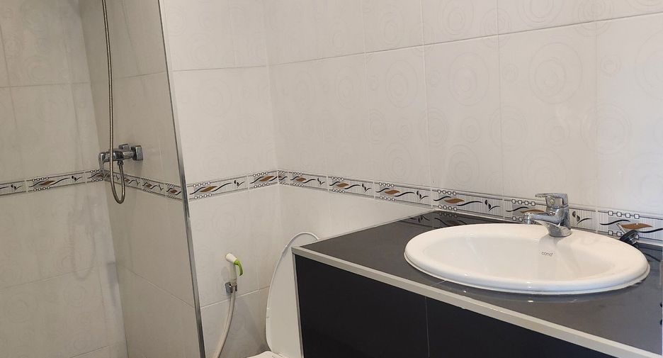 For rent studio condo in Sattahip, Chonburi