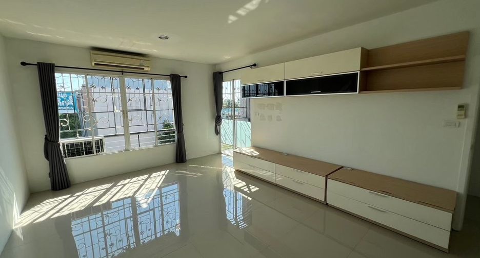 ขาย 3 ห้องนอน ทาวน์เฮ้าส์ ใน จอมทอง, กรุงเทพฯ