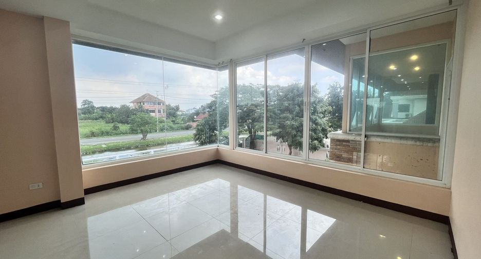 For sale and for rent 4 bedrooms house in Min Buri, Bangkok