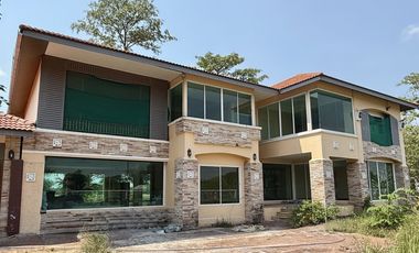For sale and for rent 4 bedrooms house in Min Buri, Bangkok