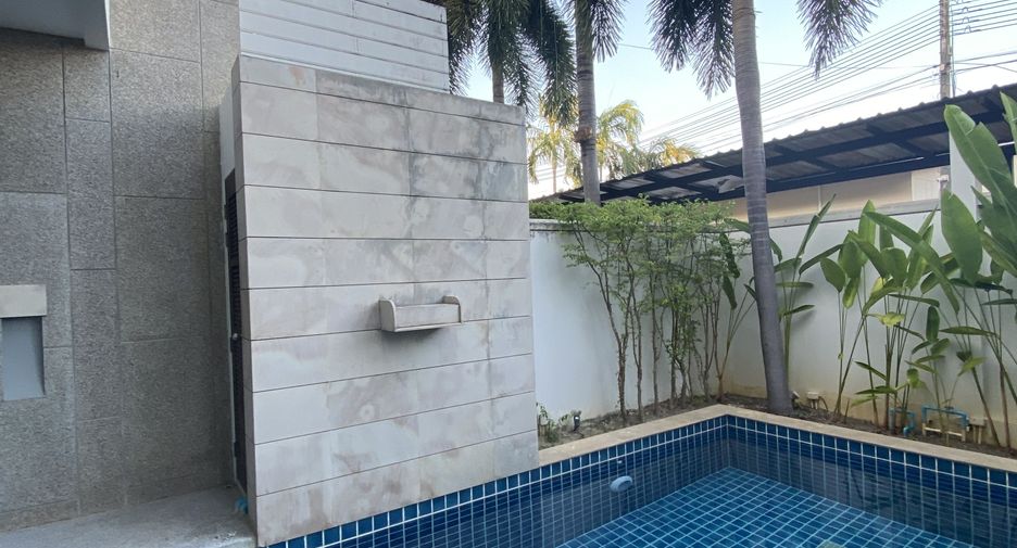For sale and for rent 3 bedrooms townhouse in Mueang Phuket, Phuket