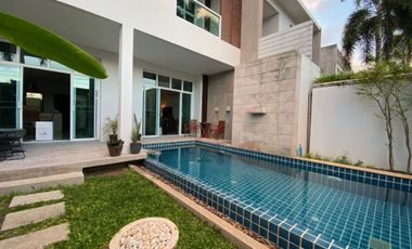 For sale and for rent 3 bedrooms townhouse in Mueang Phuket, Phuket