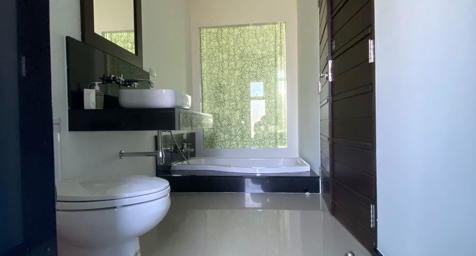 For sale and for rent 3 bedrooms townhouse in Mueang Phuket, Phuket