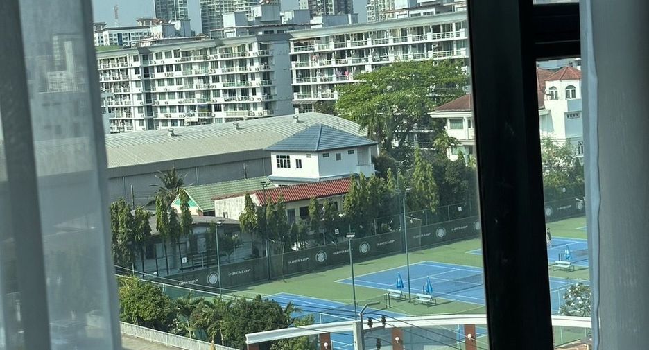 For sale and for rent 1 bed condo in Khlong Toei, Bangkok
