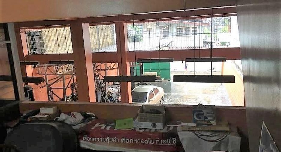 For sale and for rent 4 bedrooms house in Bang Sue, Bangkok