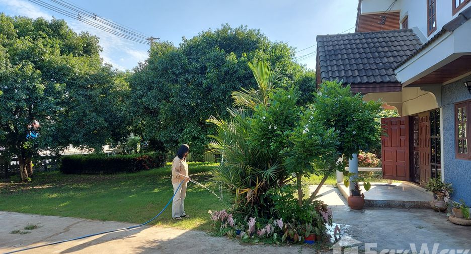 For sale 4 bedrooms house in Si Samrong, Sukhothai