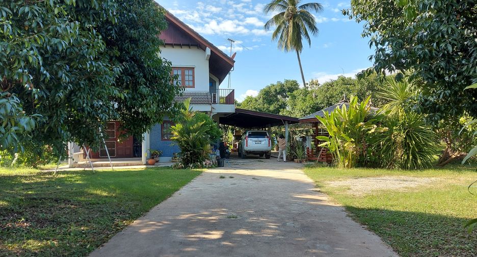 For sale 4 bedrooms house in Si Samrong, Sukhothai