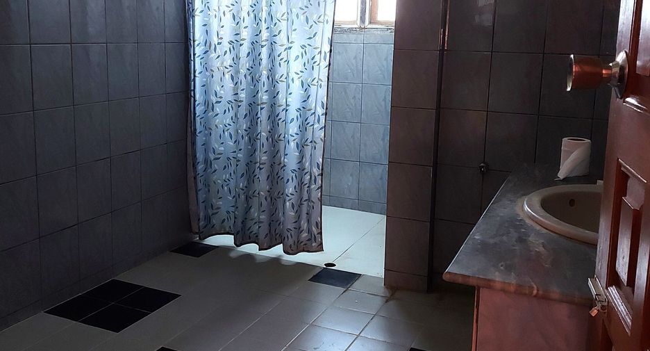 For sale 4 bedrooms house in Si Samrong, Sukhothai