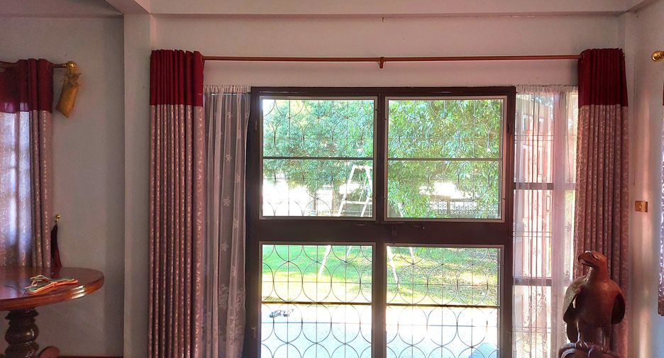 For sale 4 bedrooms house in Si Samrong, Sukhothai