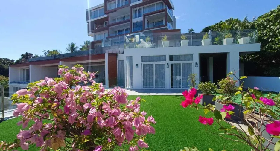 For sale 2 bedrooms condo in Mueang Phuket, Phuket