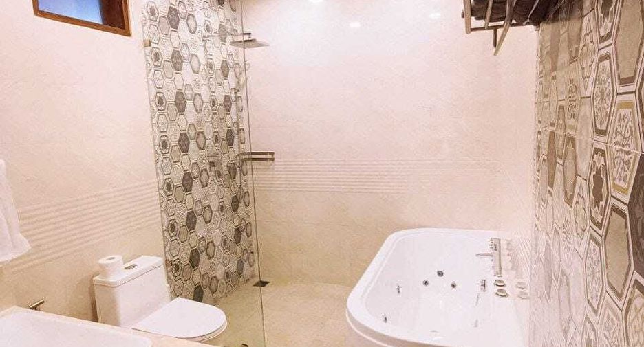 For sale 2 bedrooms condo in Mueang Phuket, Phuket