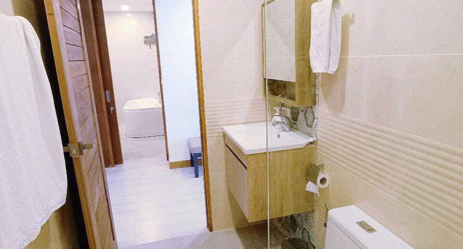 For sale 2 bedrooms condo in Mueang Phuket, Phuket