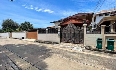 出售 4 卧室 独立屋 在 Suan Luang, 曼谷