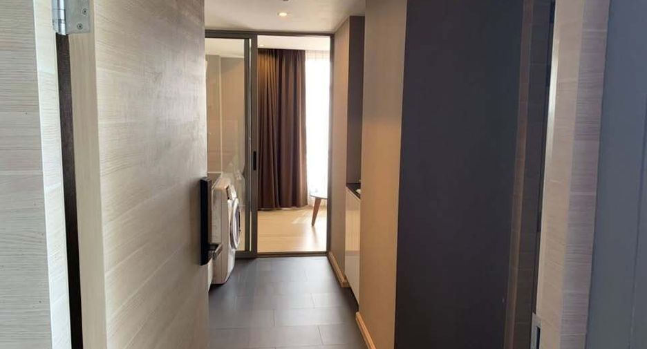 For sale 1 bed condo in Sathon, Bangkok