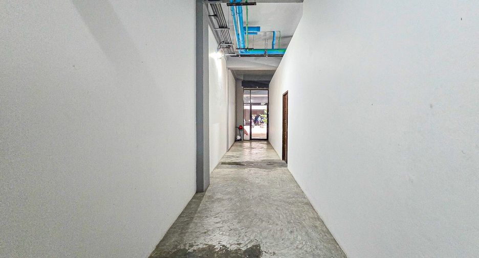 For sale 12 bedrooms retail Space in Bang Lamung, Chonburi
