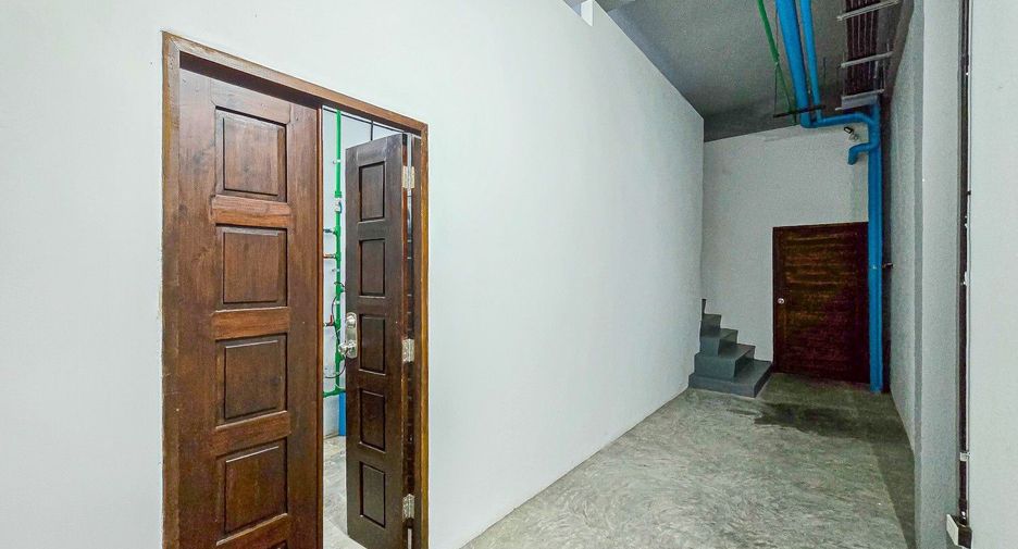 For sale 12 bedrooms retail Space in Bang Lamung, Chonburi