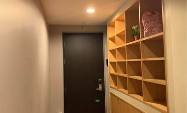 À vendre et à louer 1 chambre condo à Watthana, Bangkok