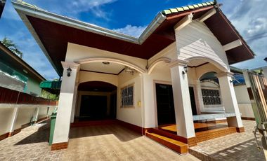 À louer 2 chambres maison à Bang Lamung, Chonburi