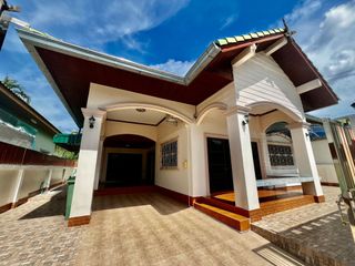 À louer 2 chambres maison à Bang Lamung, Chonburi