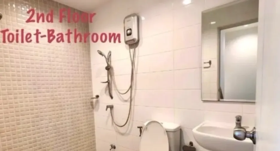 For sale and for rent 3 bedrooms townhouse in Bang Phli, Samut Prakan