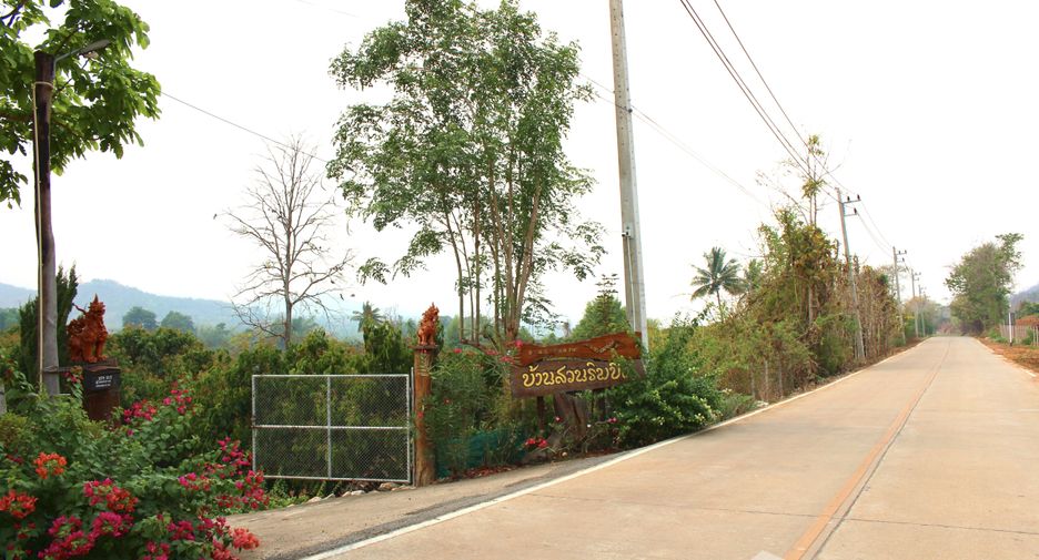 For sale 5 bedrooms house in Chiang Dao, Chiang Mai