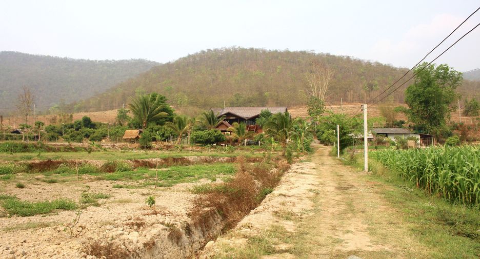 For sale 5 bedrooms house in Chiang Dao, Chiang Mai