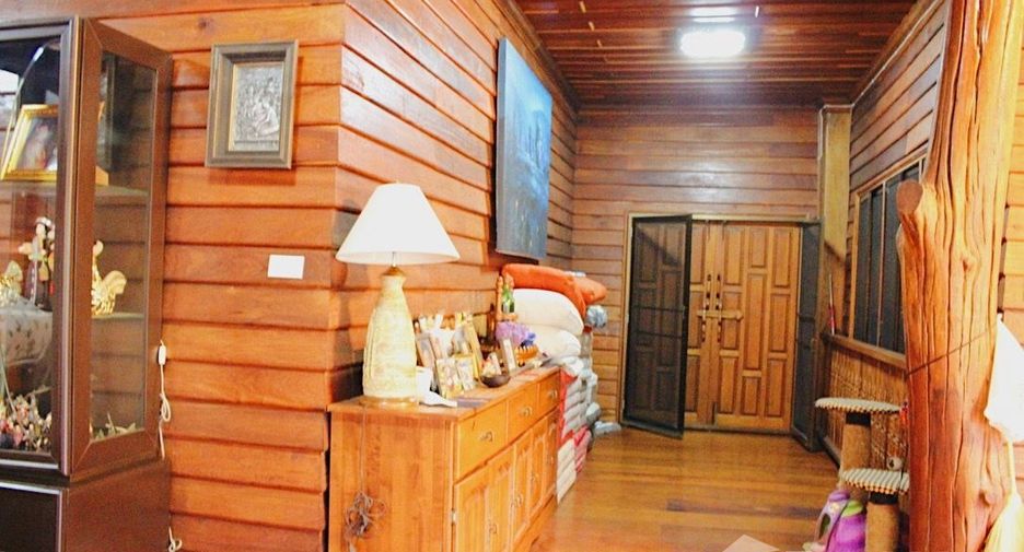 For sale 5 bedrooms house in Chiang Dao, Chiang Mai