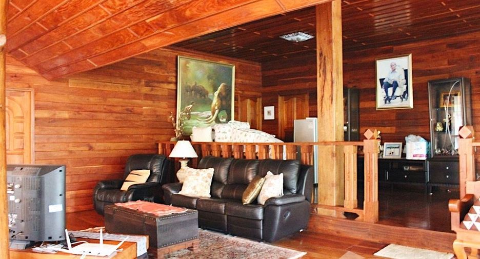 For sale 5 bedrooms house in Chiang Dao, Chiang Mai