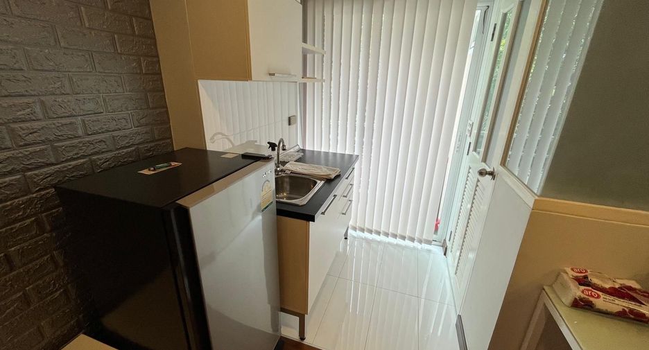 For sale studio condo in Sathon, Bangkok