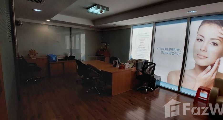 Büro zum Kauf in Chatuchak, Bangkok