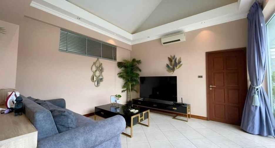For sale そして for rent 2 ベッドルーム villa in Bang Lamung, Chonburi