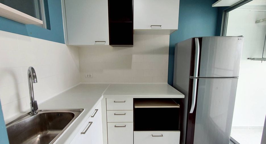 For sale 1 bed condo in Bang Khen, Bangkok