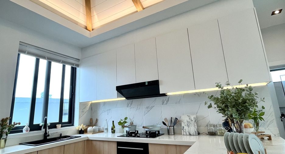 For sale 3 bedrooms house in Hua Hin, Prachuap Khiri Khan