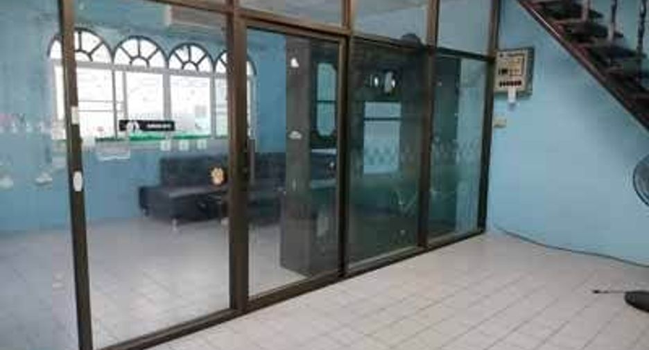 For sale 2 bedrooms townhouse in Nong Khaem, Bangkok