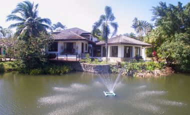 Villa en venta y en alquiler de 5 habitaciones en Thalang, Phuket