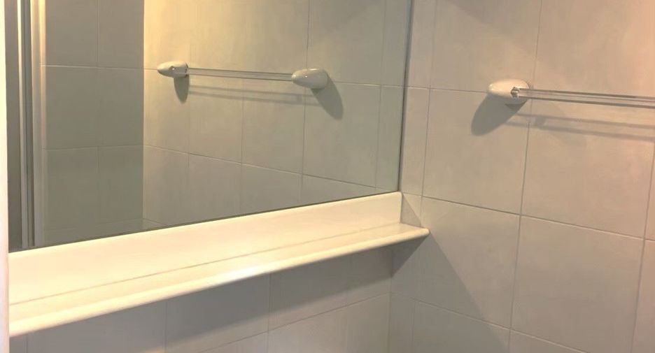 For sale and for rent 1 bed condo in Khlong Toei, Bangkok