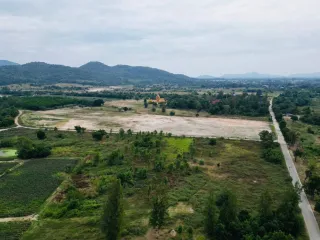 出售 土地 在 华欣, 班武里府