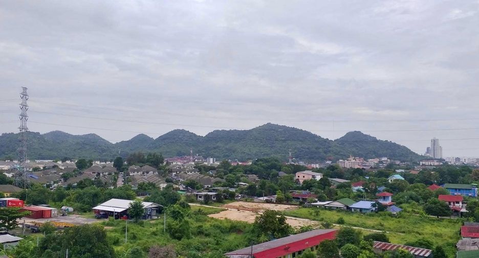 For sale 1 bed condo in Si Racha, Chonburi