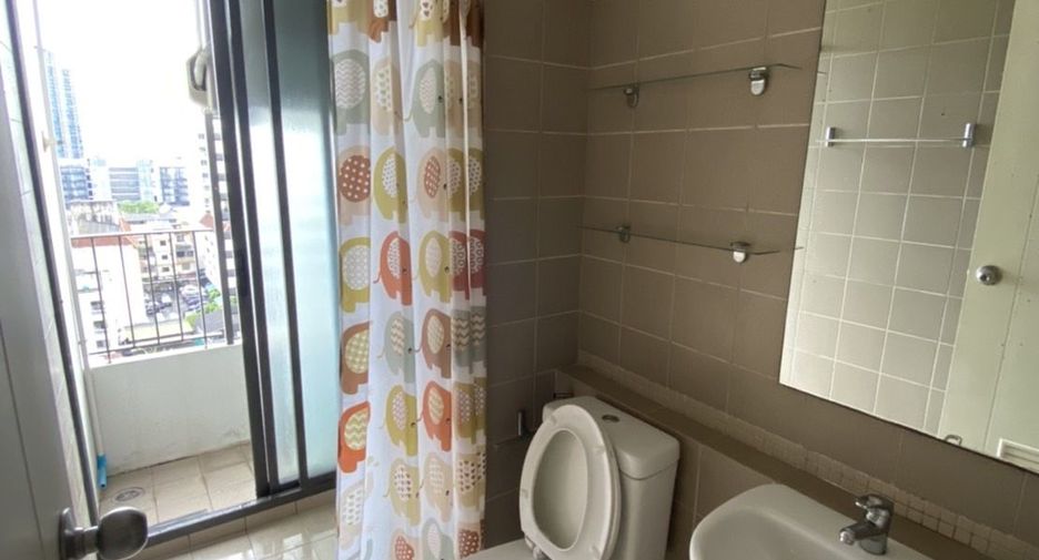 For sale 1 bed condo in Suan Luang, Bangkok