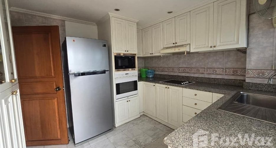 For sale 2 bedrooms condo in Watthana, Bangkok
