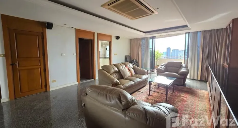 For sale 2 bedrooms condo in Watthana, Bangkok