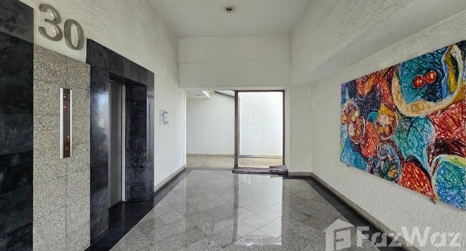 For sale 2 bedrooms condo in Watthana, Bangkok