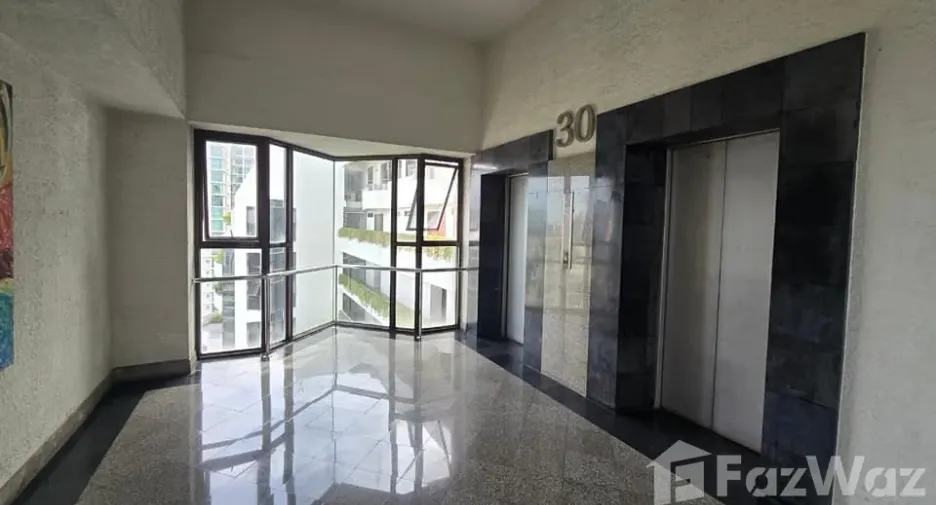 For sale 2 bedrooms condo in Watthana, Bangkok