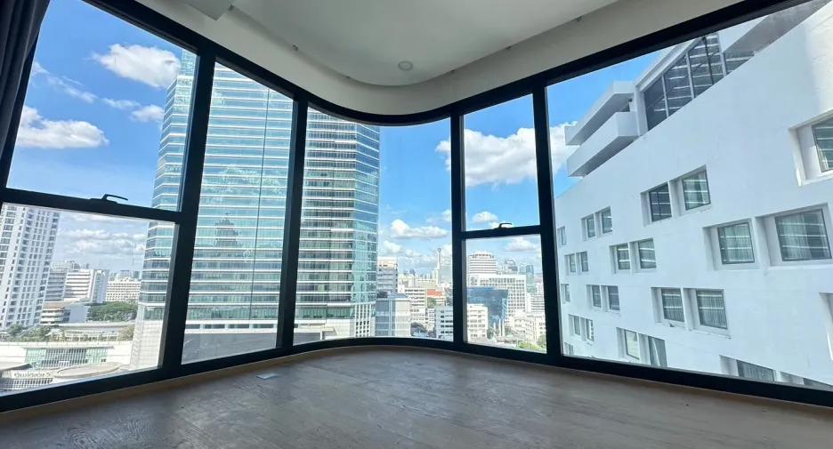 For sale 2 bedrooms condo in Bang Rak, Bangkok