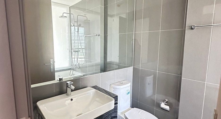 For sale 2 bedrooms condo in Bang Rak, Bangkok