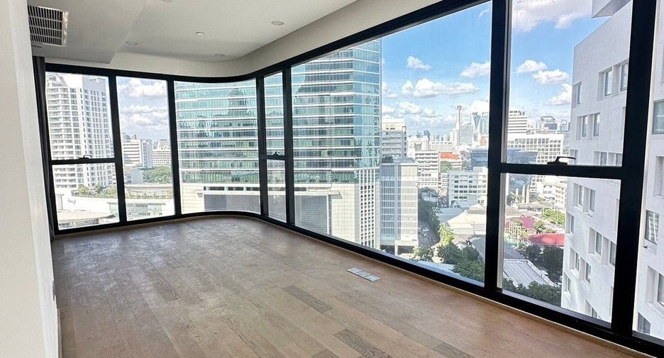 For sale 2 bedrooms condo in Bang Rak, Bangkok